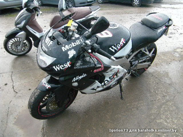 kawasaki zx9r 99.JPG
