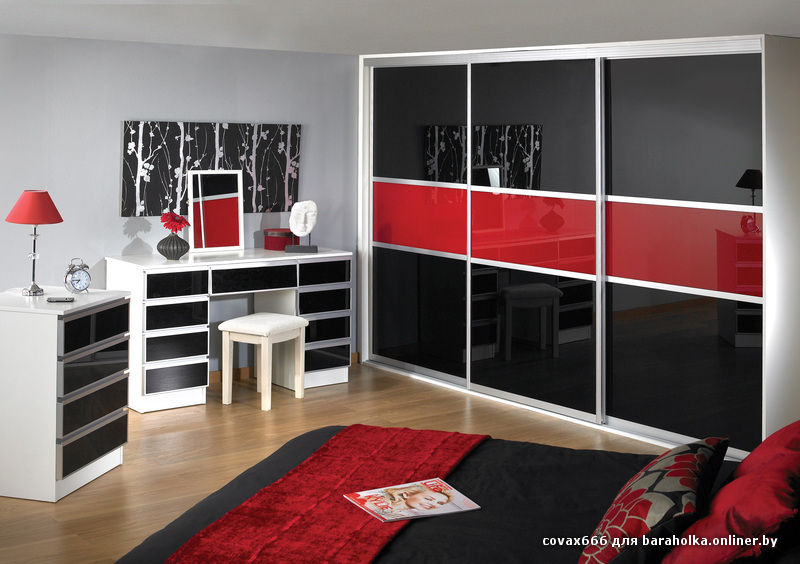 blackred.jpg