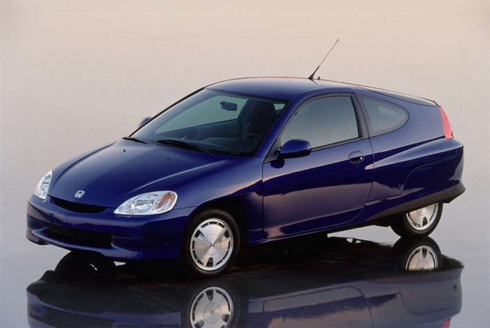 Первое поколение Honda Insight выпускалось с 1999 по 2006 год