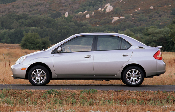Первое поколение Toyota Prius 