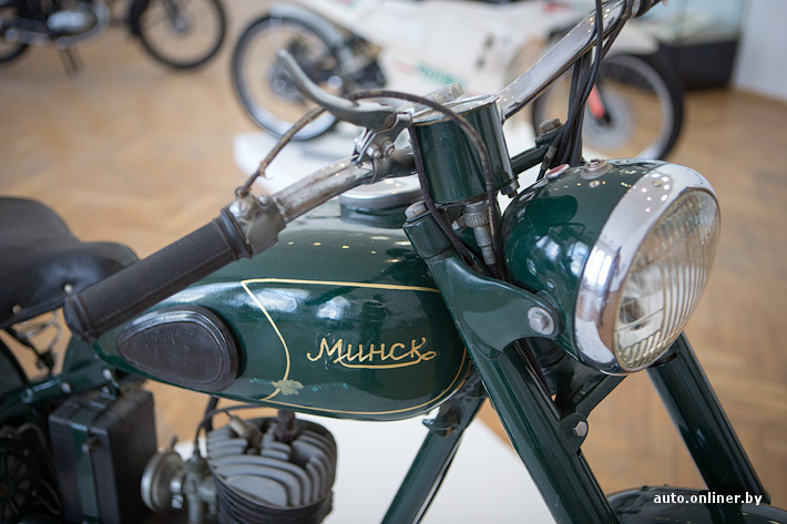 На выставке, посвященной истории белорусских мотоциклов, можно увидеть модели начиная с 1951 года выпуска
