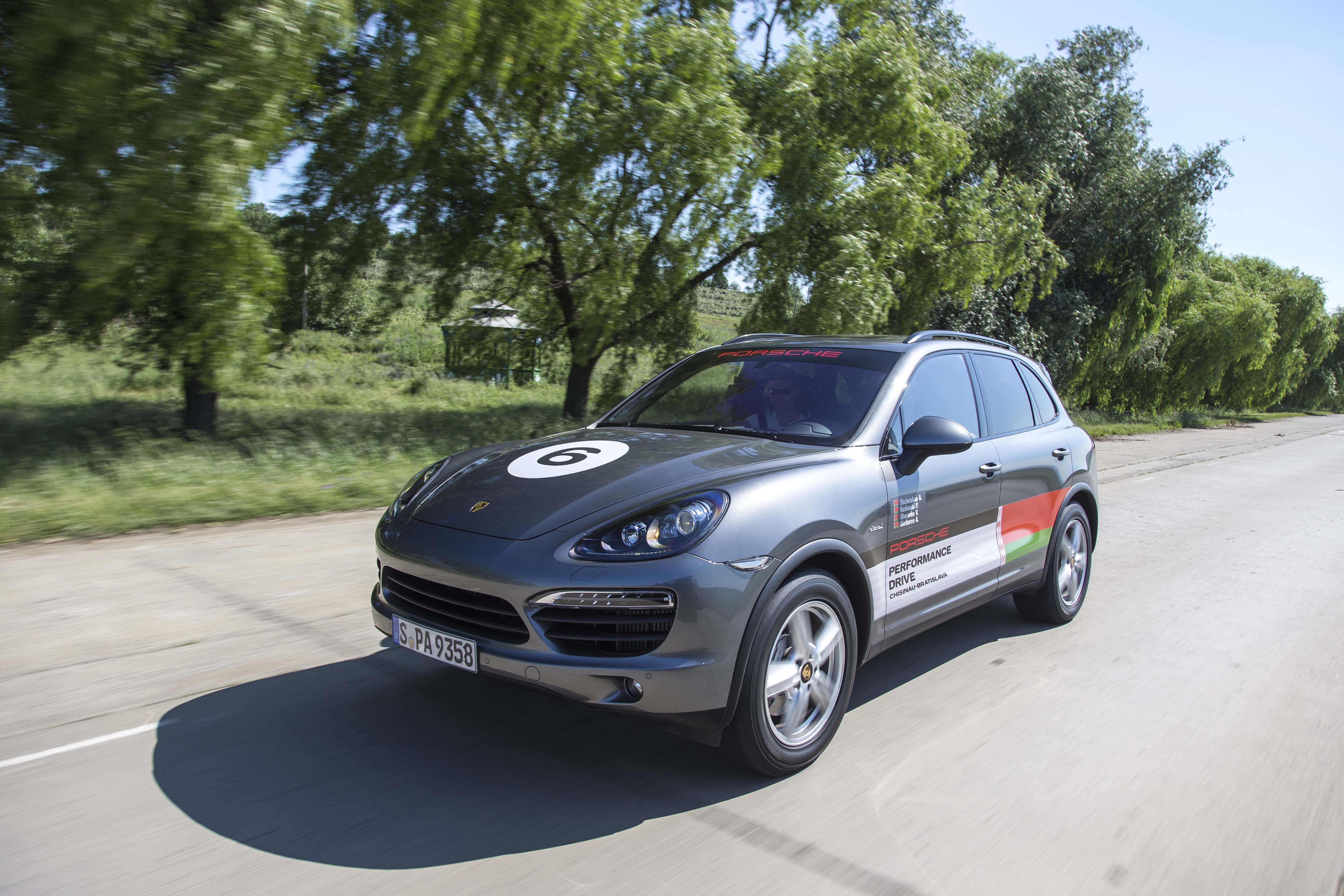 Porsche Performance Drive 2013: Cayenne против украинских дорог!