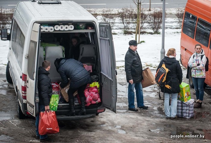 Белорусы ринулись на распродажи в Белосток, сметая с прилавков кофеварки и памперсы