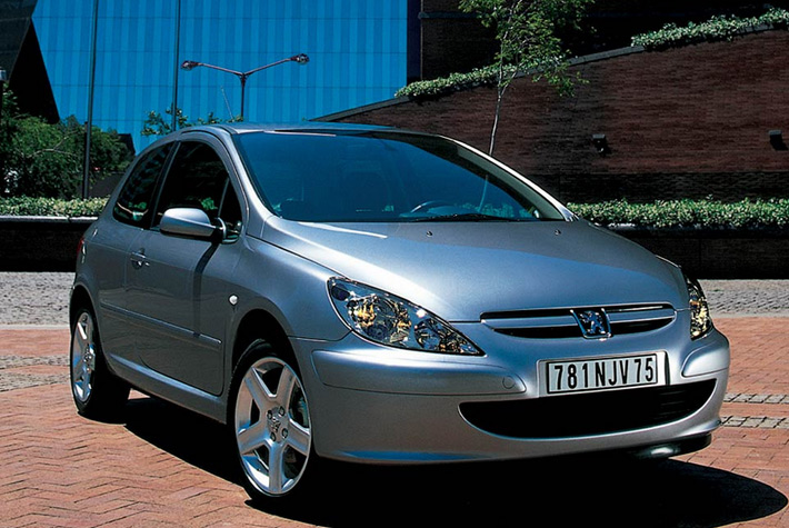 Авточехол для Peugeot 307 хэчбек (2001-2008)