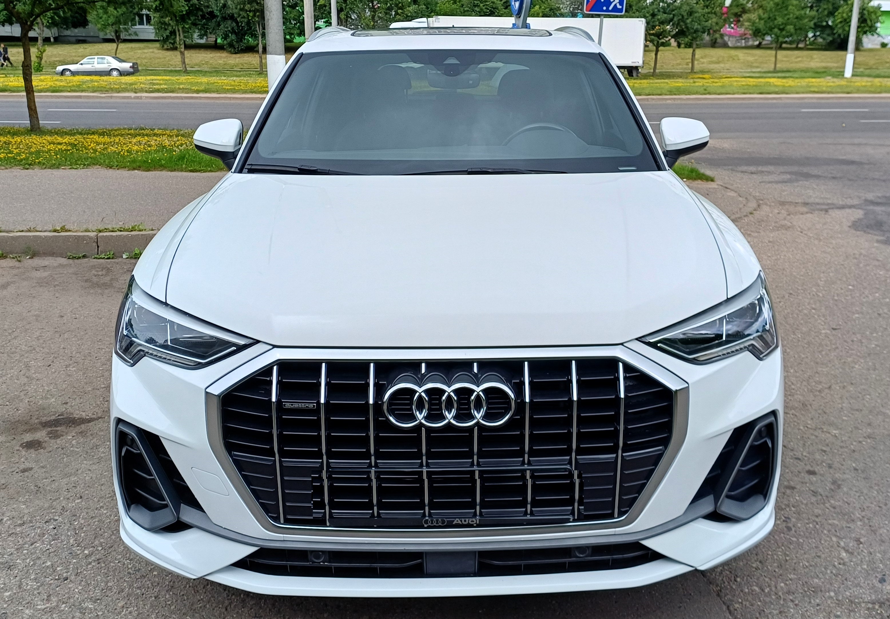 Audi Q3 (F3) S-Line Premium