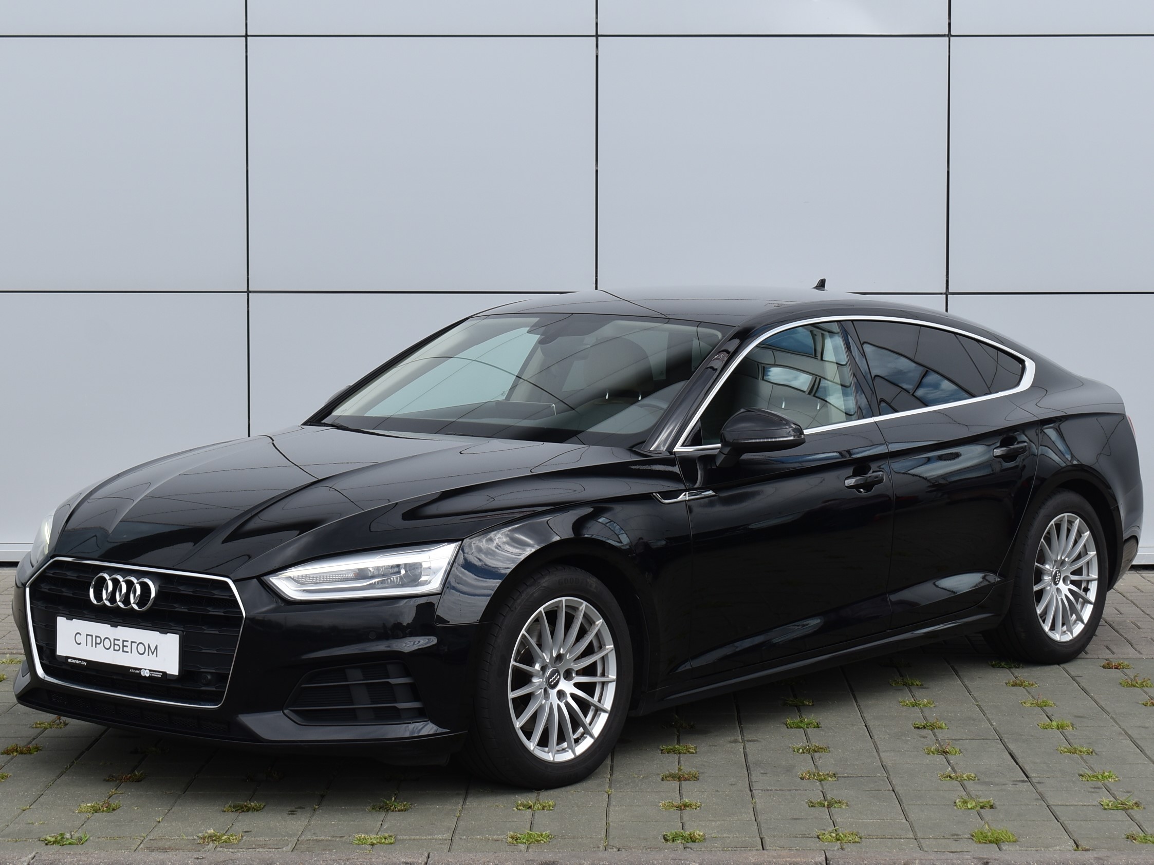 Audi A5 (F5)
