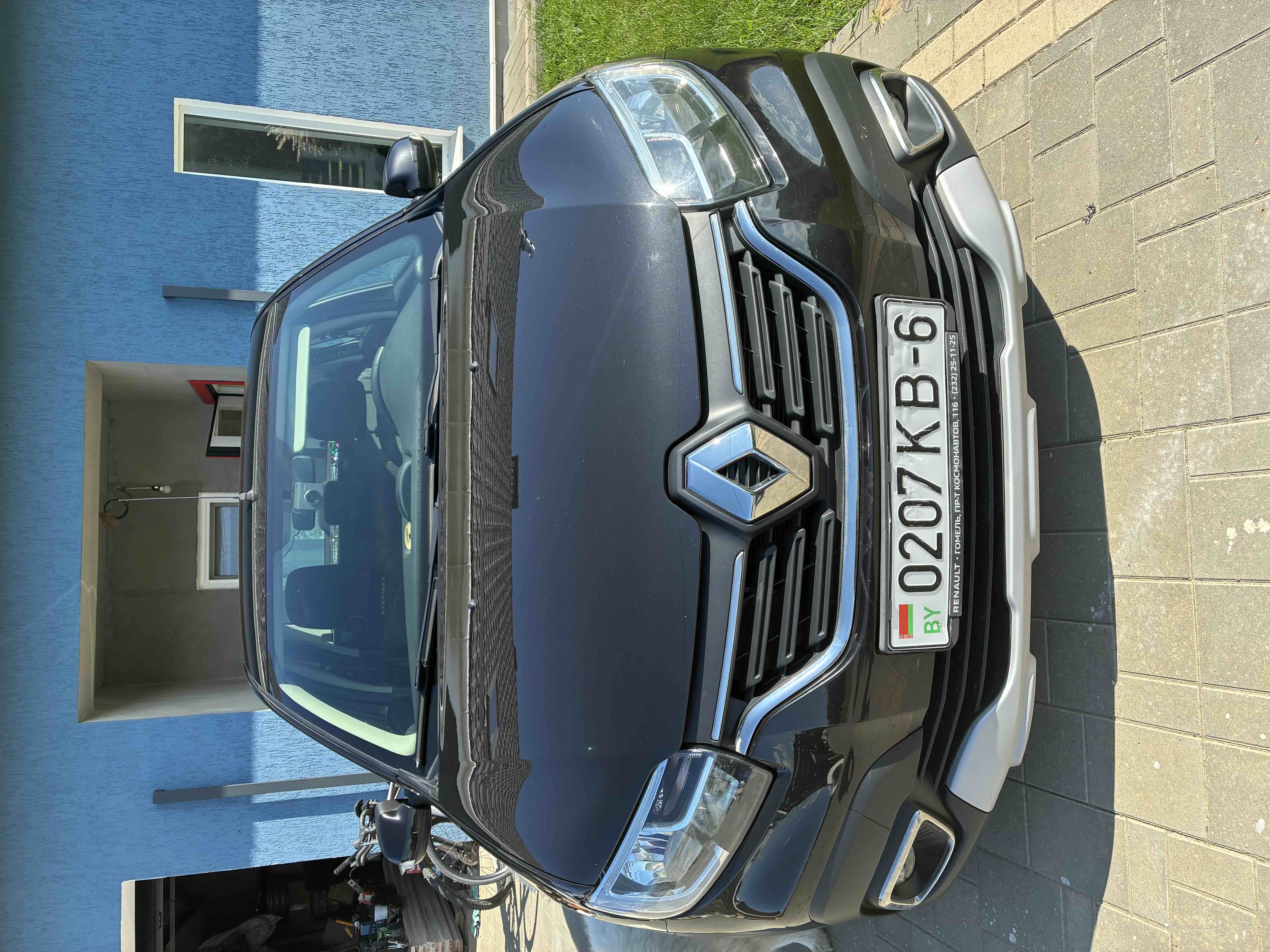Renault Logan (II) Рестайлинг Stepway