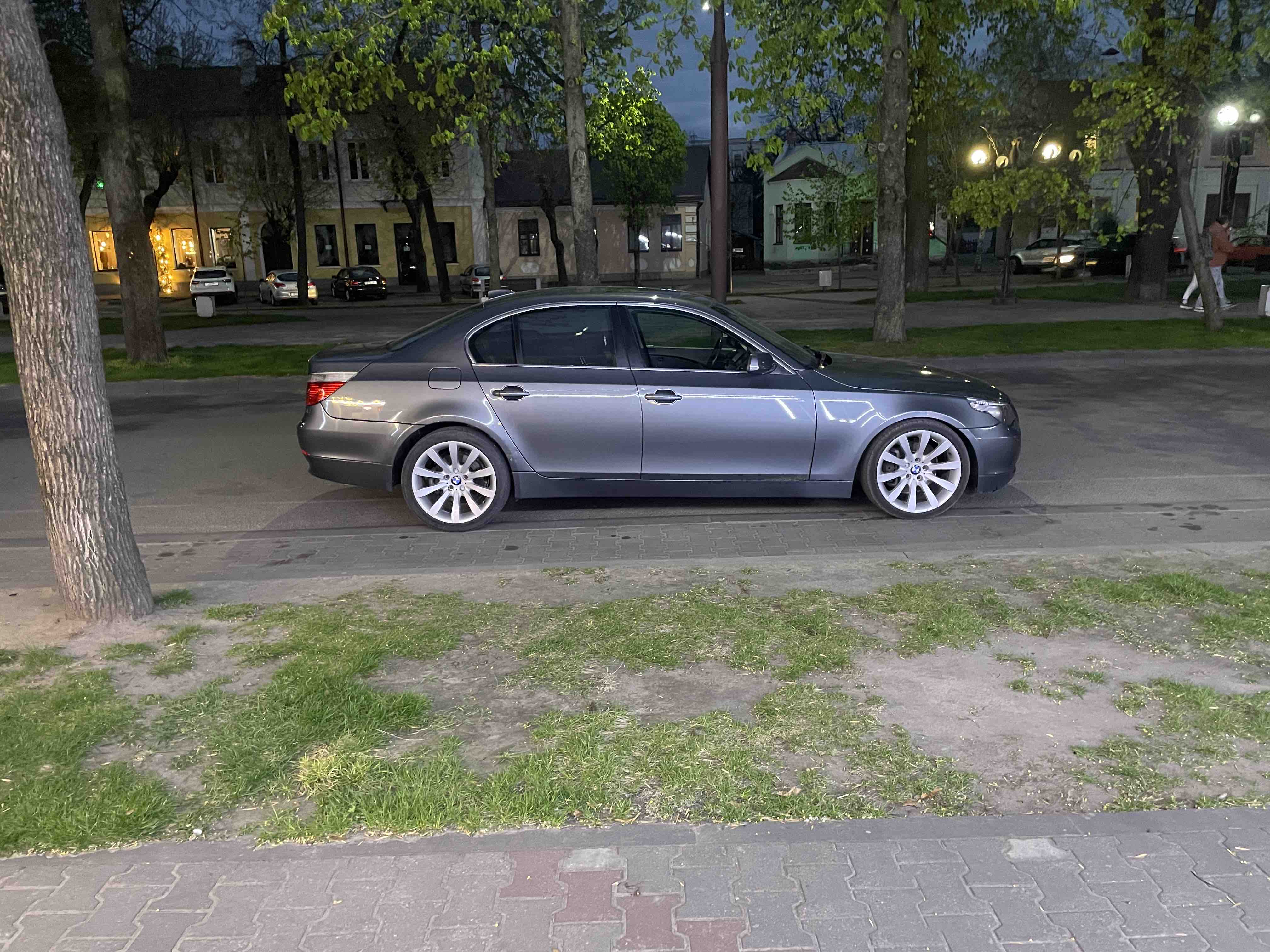 BMW 5 серия (E60/E61)