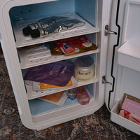 Бьюти-холодильник Meyvel MB-25HC1W в Гомеле