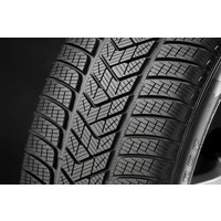 Зимние шины Pirelli Scorpion Winter 215/60R17 100V в Гомеле