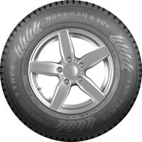 Зимние шины Ikon Tyres Nordman 8 SUV 245/75R16 111T (шипы)