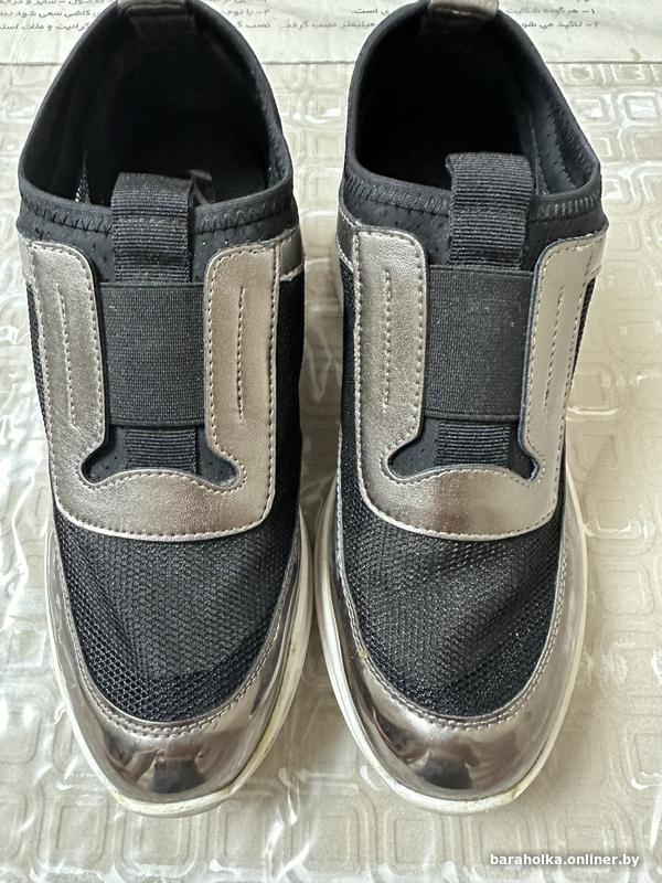 07b13448a445f64de5fda7a35f081860.jpg
