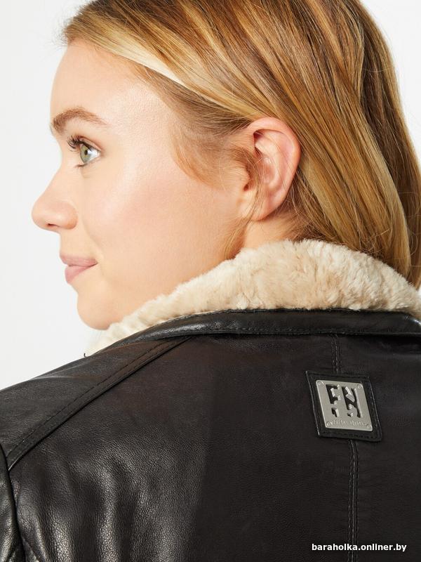 f5a2fbf7ed9404af2a2e63edf9559913.jpg