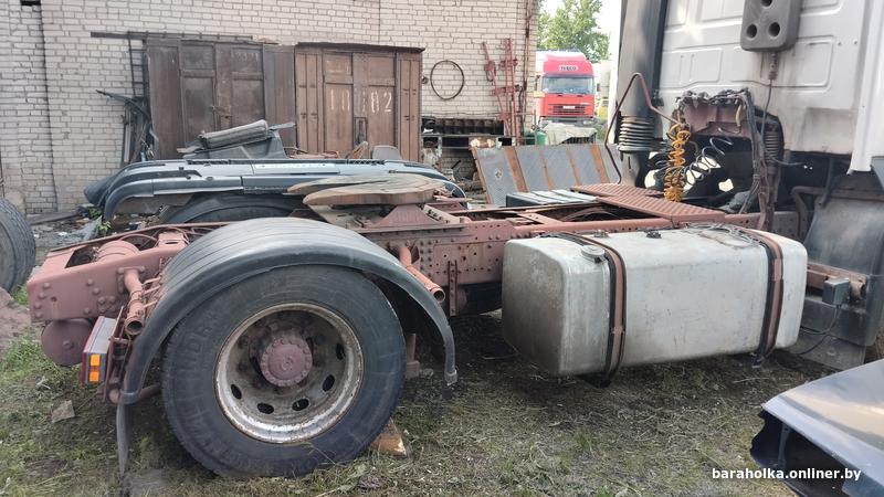 99efc2ecab80dcc0eda658921e7d9ea7.jpg