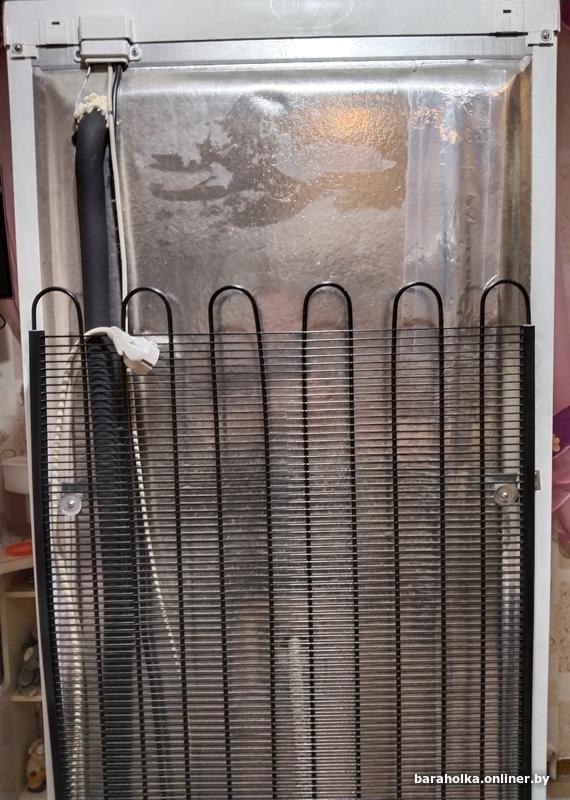 Багажник атлант ваз 2110. Холодильник атлант вид сзади. Как установить атлант. Багажник атлант 7718. Установка холодильника атлант.