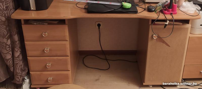 Длину на высоту что получится. Чтобы найти площадь прямоугольника нужно. Параллелепипед высота ширина. Длину умножить на ширину и умножить на высоту. Площадь это длина умноженная на ширину.