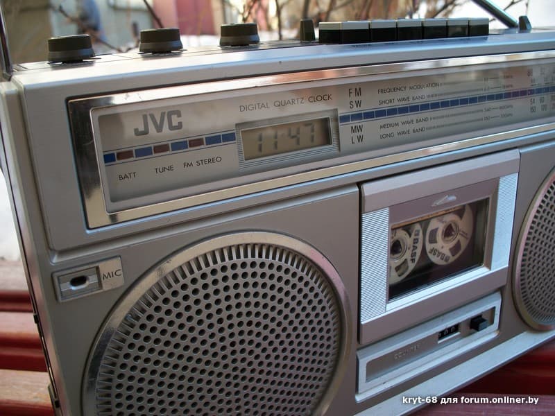 Stereo tunes. Магнитофон JVC кассетный из 80-. JVC PC-y555 магнитола кассетная. JVC RC магнитофон 90 годов. Магнитофон JVC кассетный из 90- х.