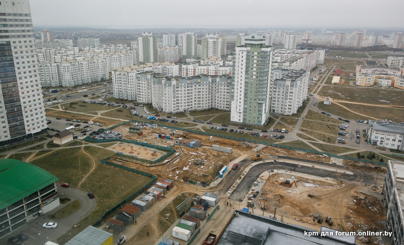 Каменная горка банки. ТЦ Green City.