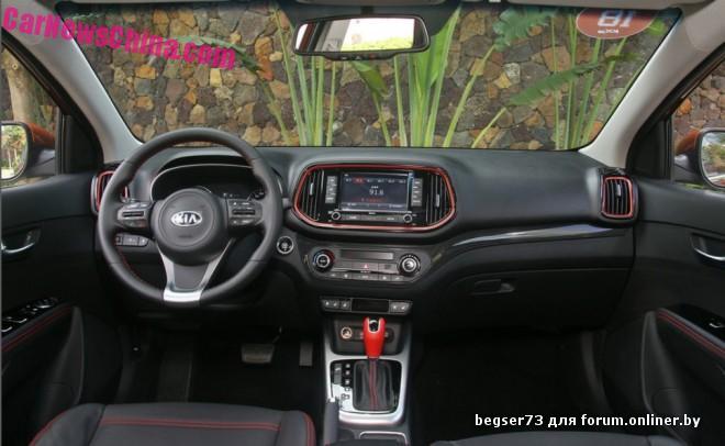 В России начали продавать новые кроссоверы Kia KX1
