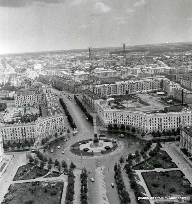 История минска. Минск площадь Победы 1950. Минск 1961 площадь Ленина. Круглая площадь Минск. Минск старый город до войны.