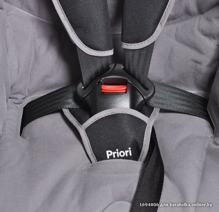Maxi-Cosi Priori solid grey 3.jpg