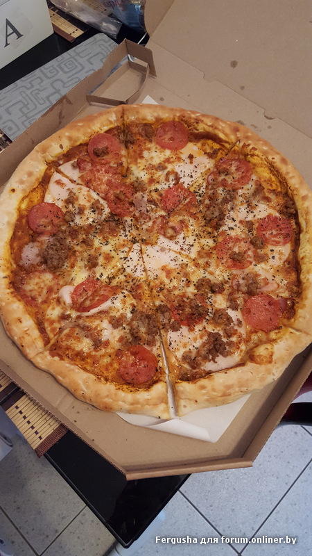 Пицца 300 грамм. Пицца 500 на 500. Пицца грамм. 500 грамм пиццы это. 500 грамм пиццы это.