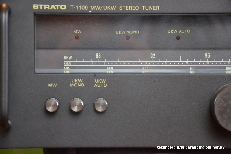 Продам усилитель и тюнер STRATO в отличном техническом состоянии.Усилитель Продам усилитель и тюнер STRATO в отличном техническом состоянии.Усилитель