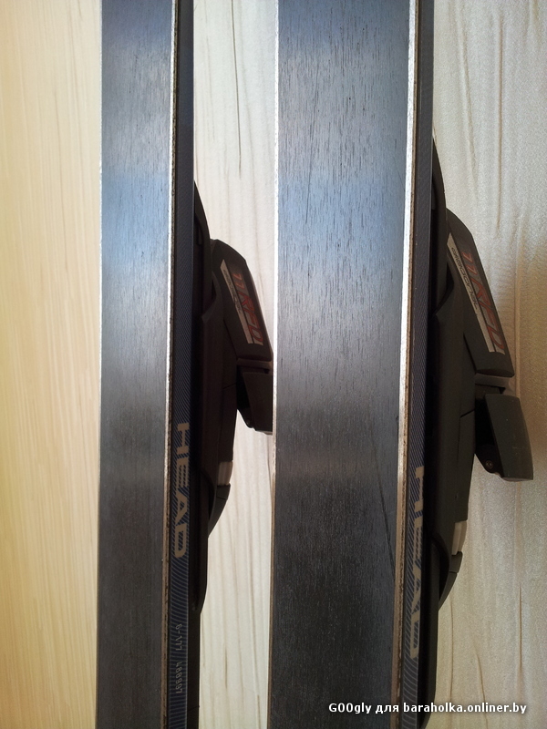 Skis-5.jpg