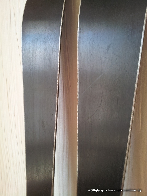 Skis-6.jpg
