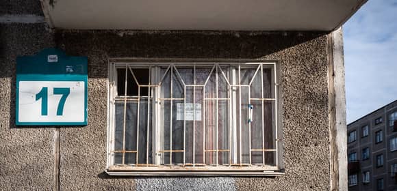 Арендатор: сгнила труба и вылезла плесень, а хозяйка винит меня