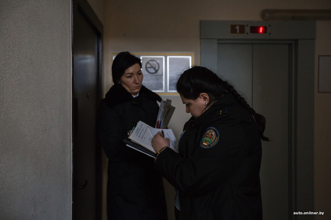 Судебные исполнители московско. Магомедханова гёзель Арсеновна судебный. Судебный исполнитель. Пристав Джобулда.