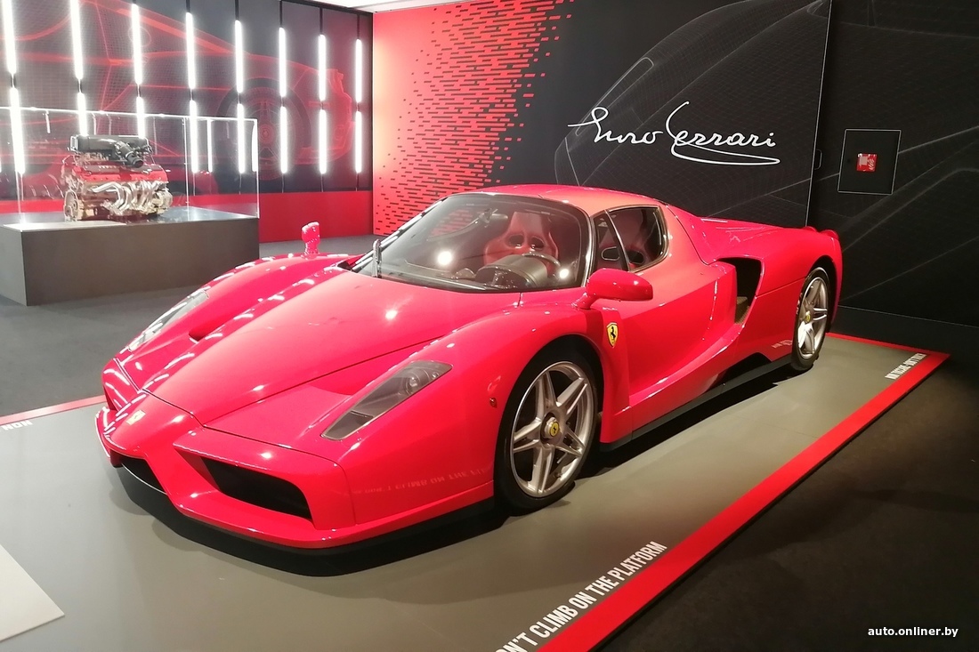 Ferrari Enzo спидометр