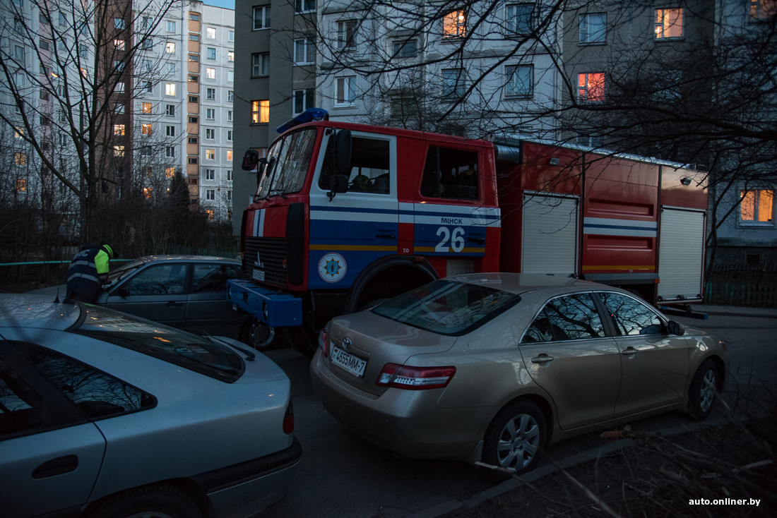 Имеет ли право пожарная машина себе путь что бы проехать к дому Имеет ли право пожарная машина себе путь что бы проехать к дому