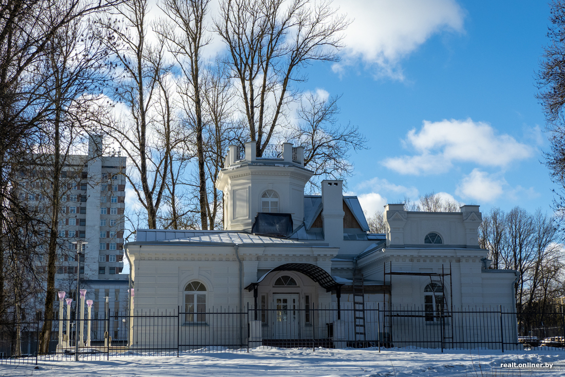 Загадочная минская усадьба. Побывали внутри Белой дачи, где заканчивают реконструкцию