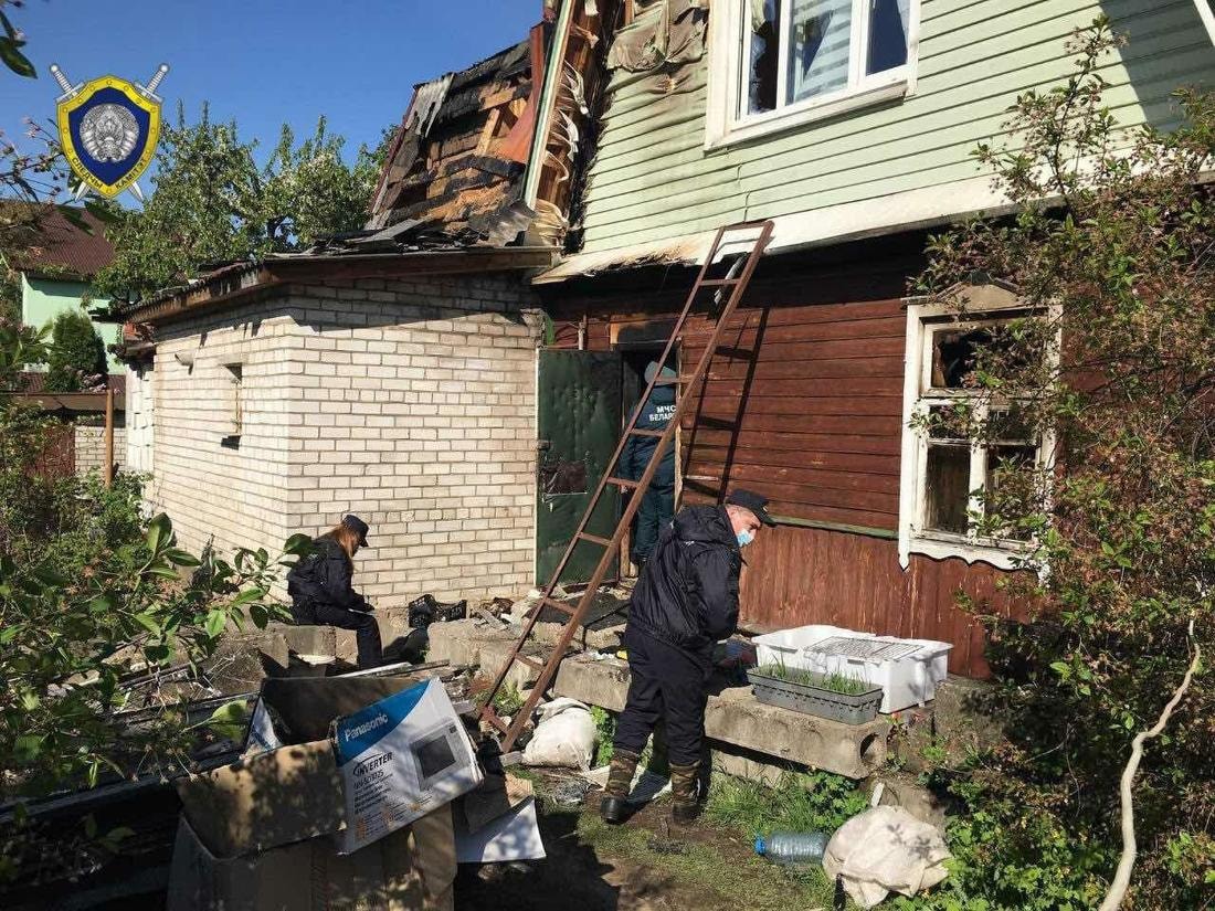 Во Владивостоке сгорел дом многодетной семьи. Подробности
