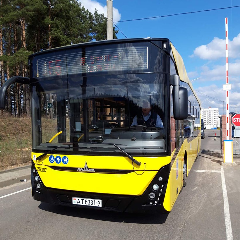 Автобус в минск отзывы. МАЗ 303е. МАЗ-303 автобус. МАЗ-303 для Минска. Электробус МАЗ 303 Е.