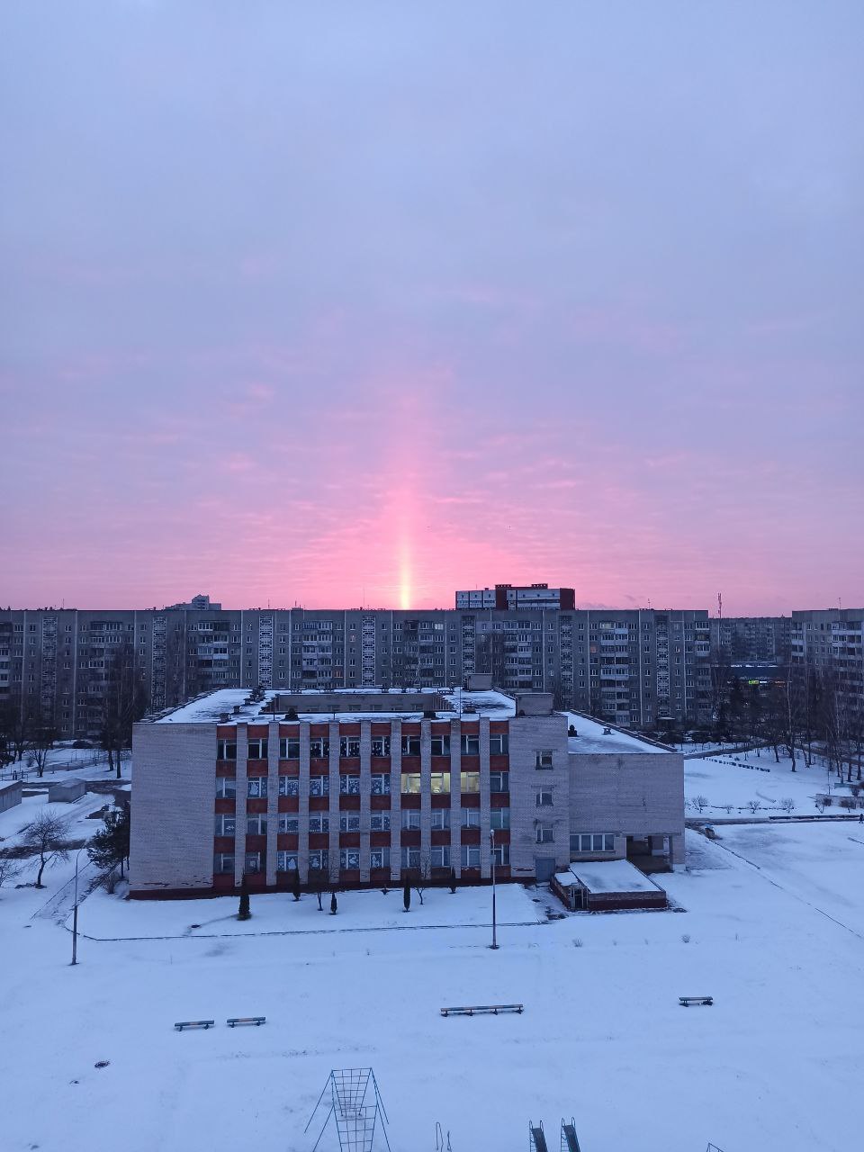 Фотофакт: Новополоцк сегодня видел необычный закат