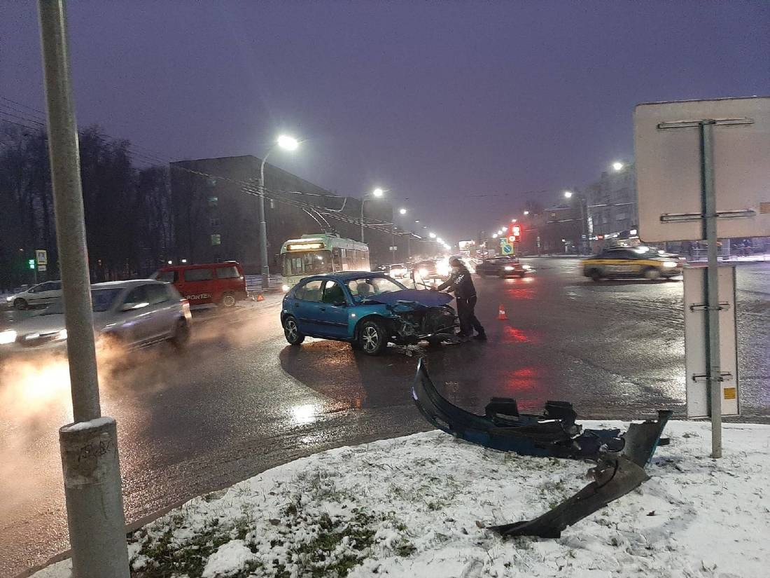 Линда попала в дтп