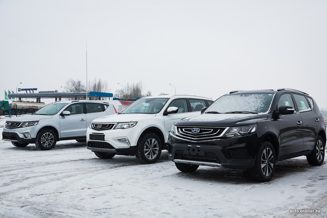 Новая турбированная версия Geely Atlas замечена на дорогах страны