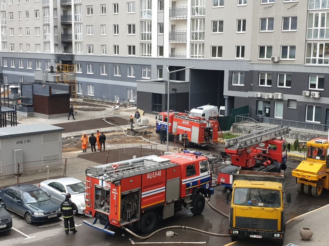 Пожар на стройке «Гранд Хауса» на проспекте Дзержинского, названа  предварительная причина