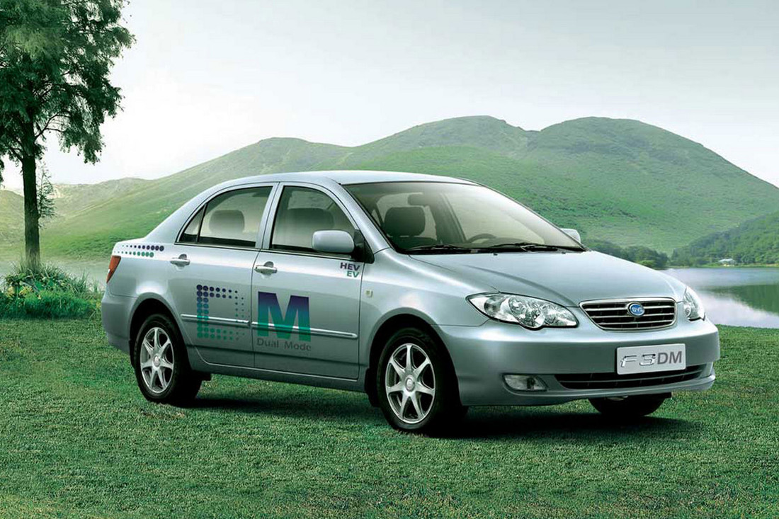 Byd страна. Byd f3 2005. Byd f3 2005. Китайская машина byd f3. Китайская машина byd f3.