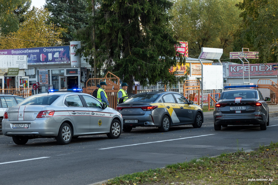 У таксистов начали изымать