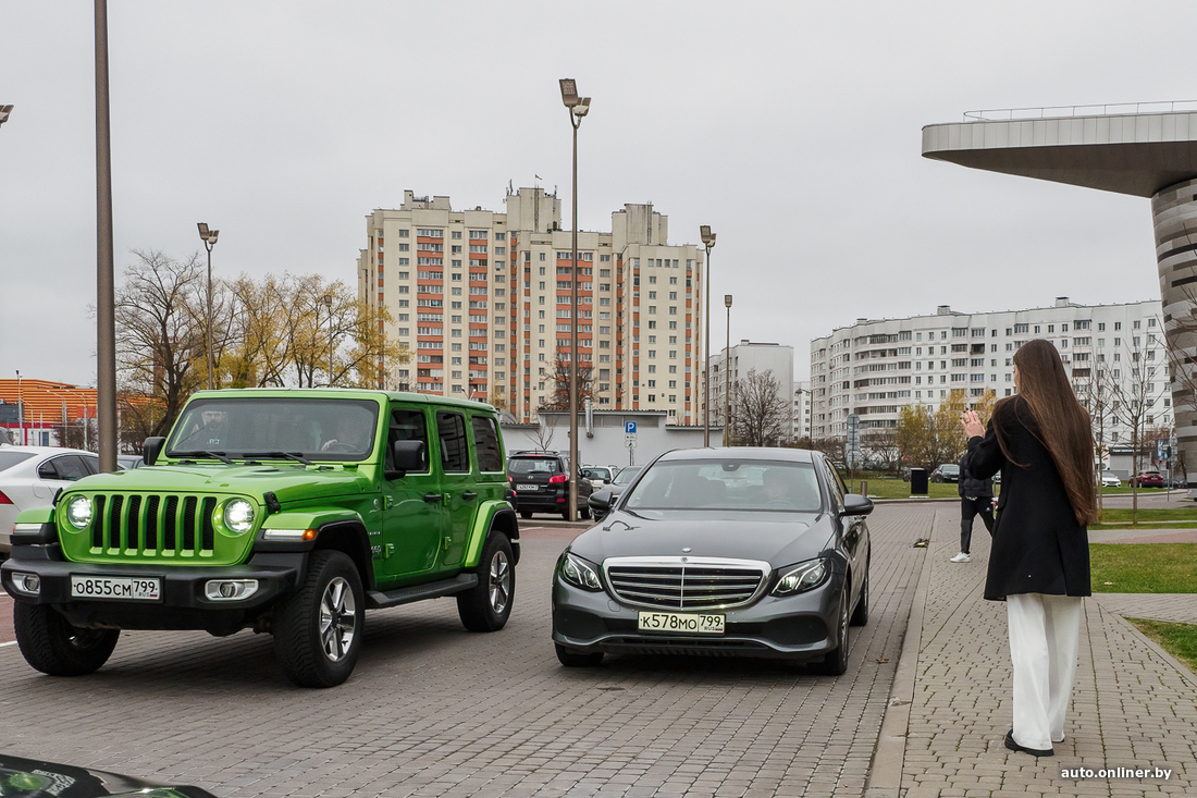 Крутые машины в каршеринге — почем?