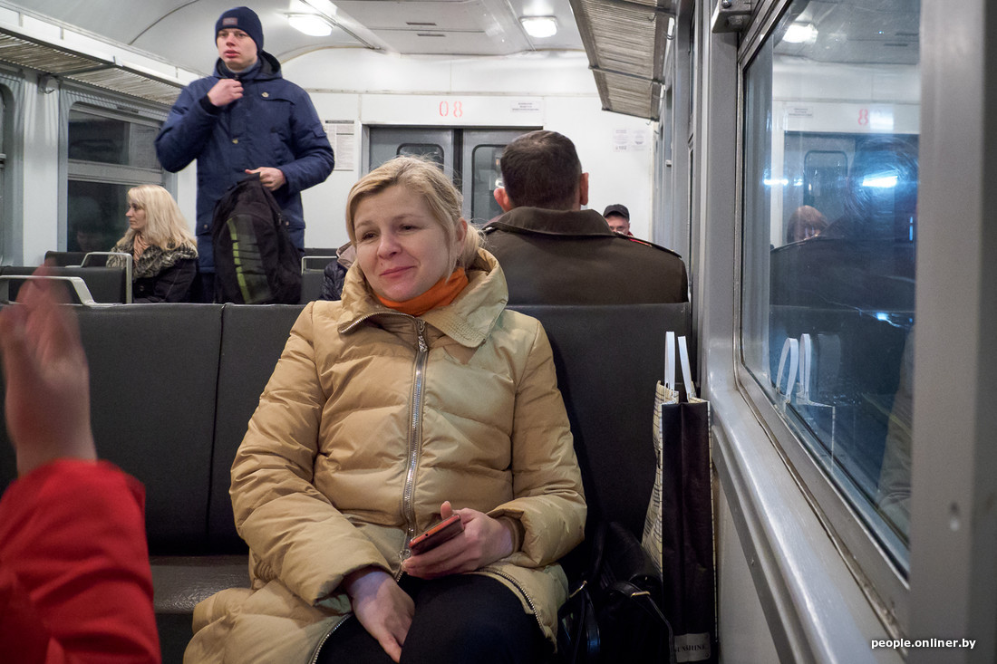 foto Готова привезти еду, лекарства, просто приехать и навестить: Помощь пострадавшим из Керчи предлагают со всей России изображения photo Готова привезти еду, лекарства, просто приехать и навестить: Помощь пострадавшим из Керчи предлагают со всей России изображения