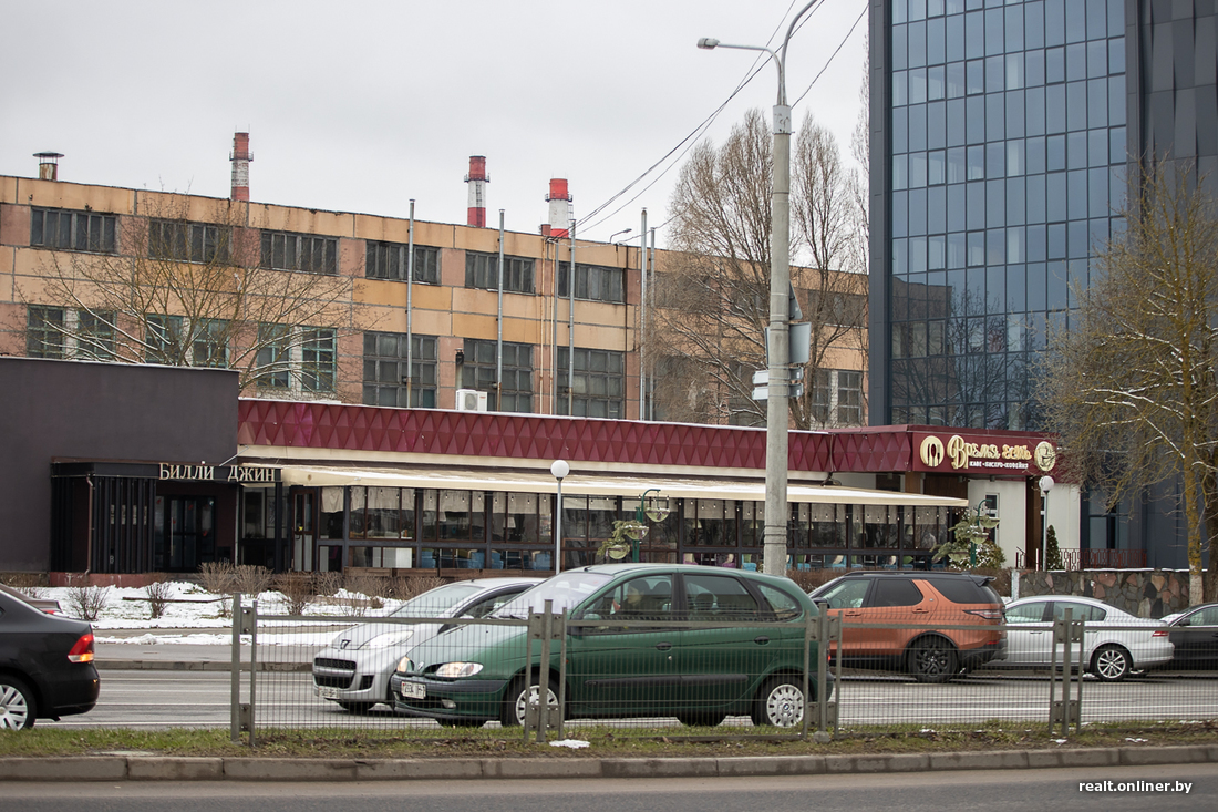 В минском «спальнике» планируют открыть похоронное бюро. Люди против