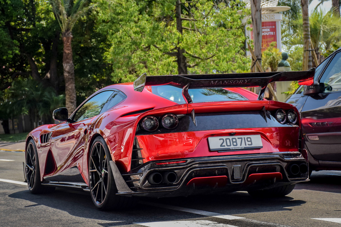 2018 Ferrari 812 Superfast Mansory Stallone