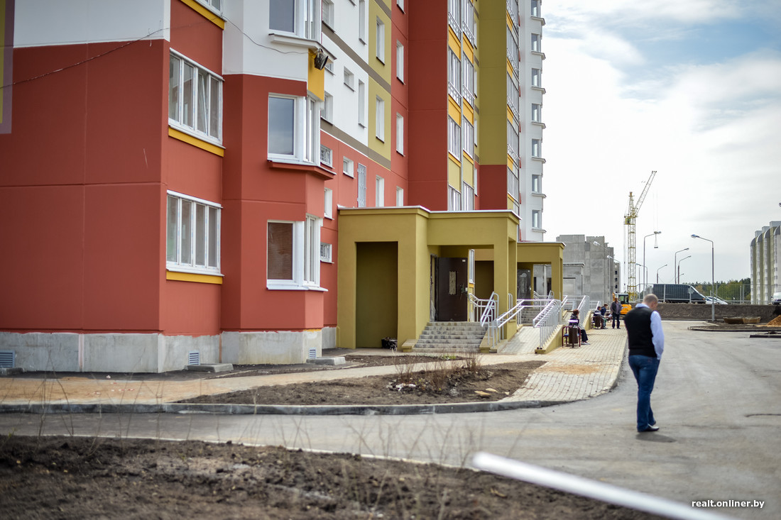 Самые дешевые квартиры в Минске. Ради чего ночевали под УКСом?