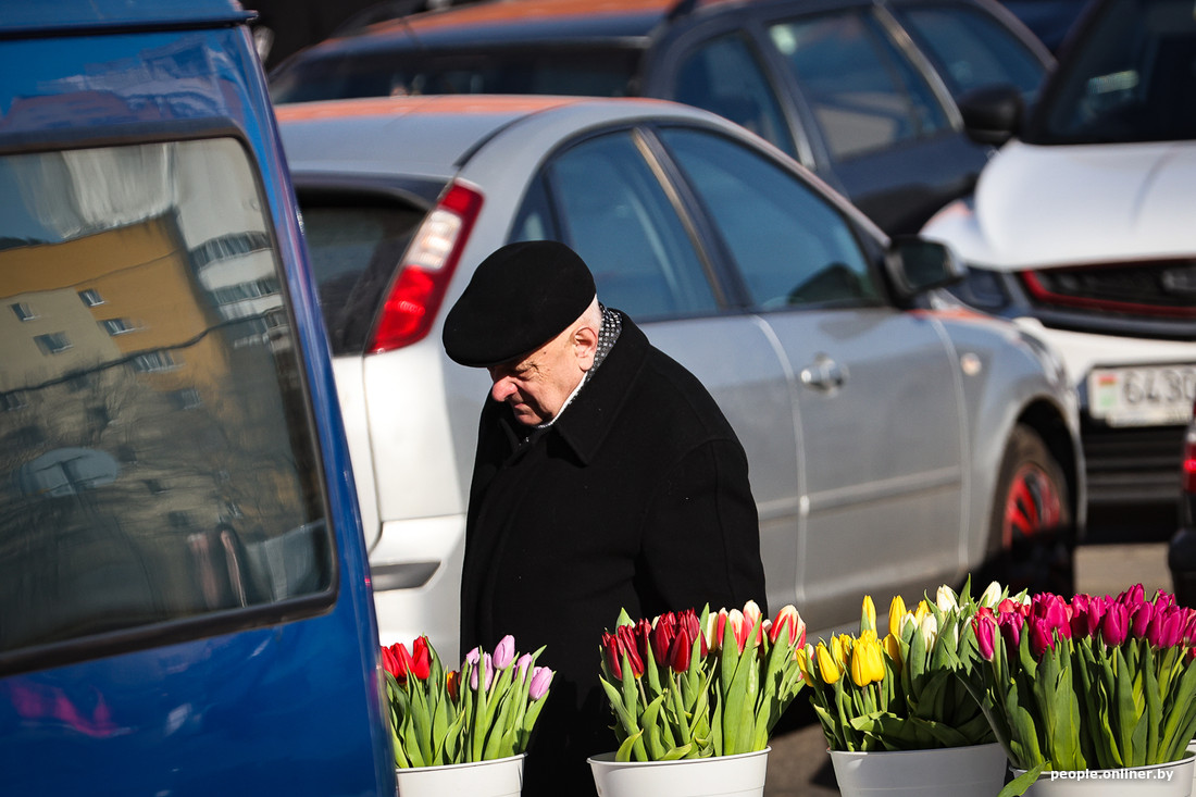 где празднуют 8 марта