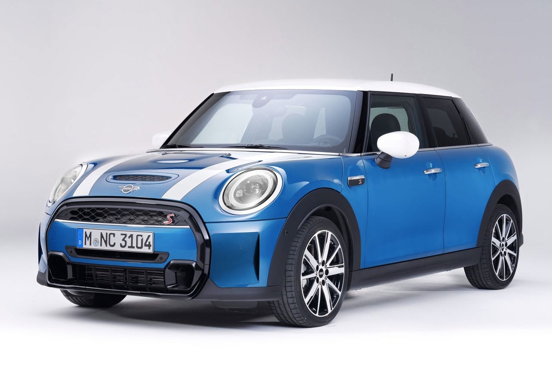 Британцы заметно обновили внешность MINI