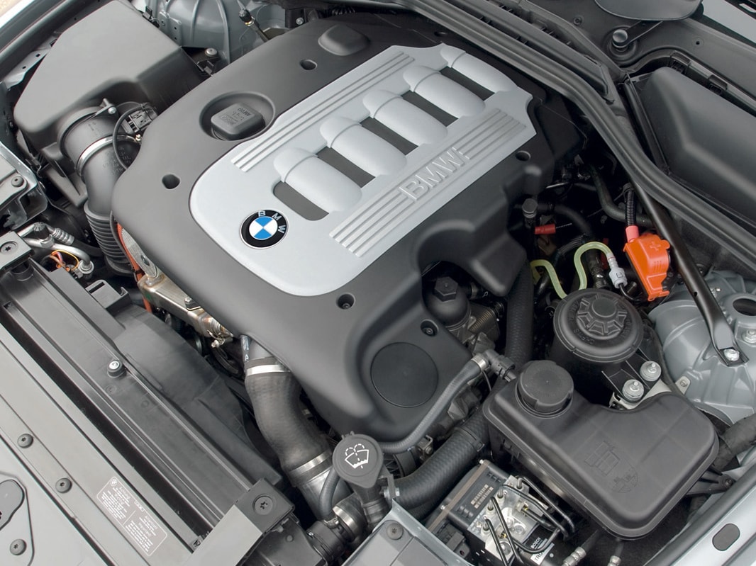 Двигатель BMW S85 V10 - легендарный мотор из Баварии